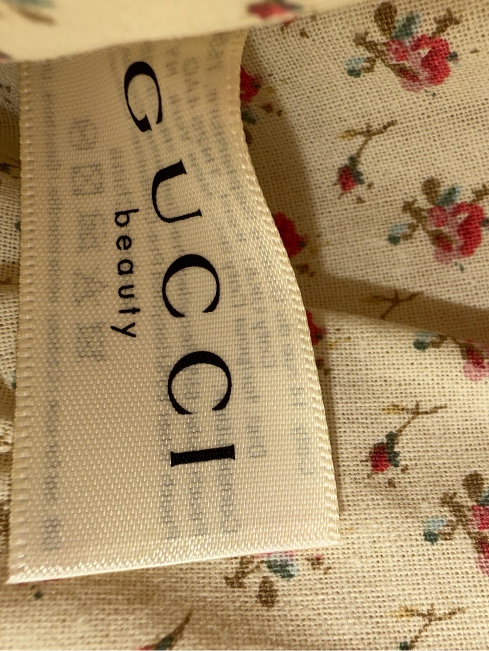 Gucci Pouch Beauty Bag - Picture 7 of 7